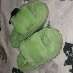 UGG Fluffita Green Platform Slides